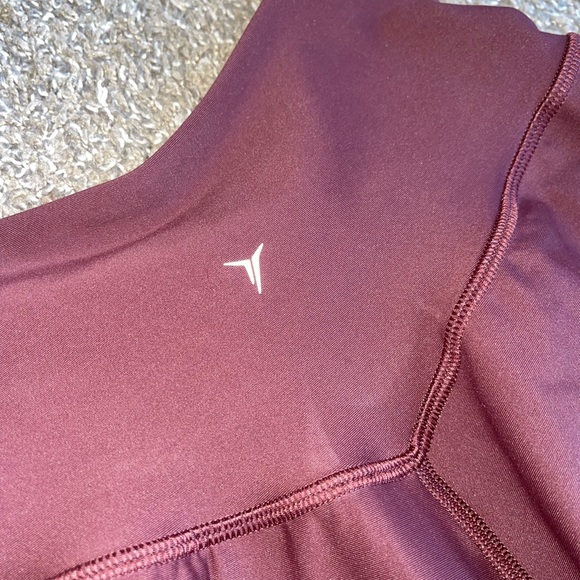 Old navy petite/cropped joggers - Picture 3 of 4